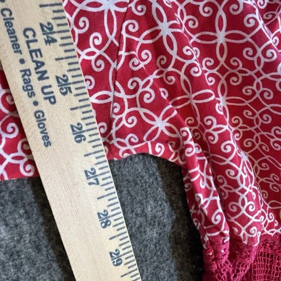 Blair Women's 3/4 Sleeve V-Neck Blouse Red White Pleated Crochet Trim 3XL - Picture 5 of 11